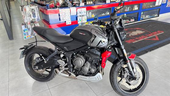 TRIUMPH TRIDENT 660 TRIUMPH TRIDENT 660